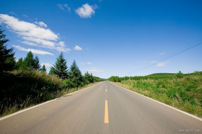 乌兰木统的公路图片