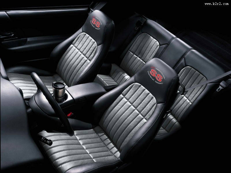 汽车驾驶室图片