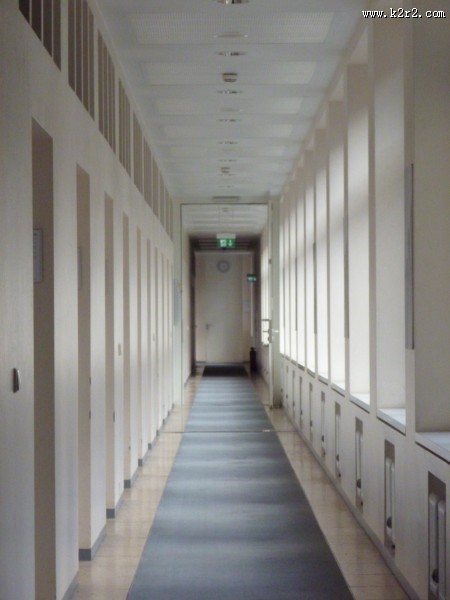 长长的走廊图片