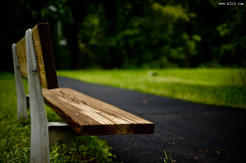 户外的长椅图片