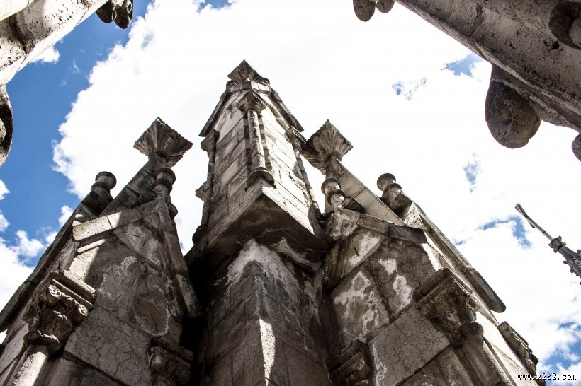 废弃的建筑图片