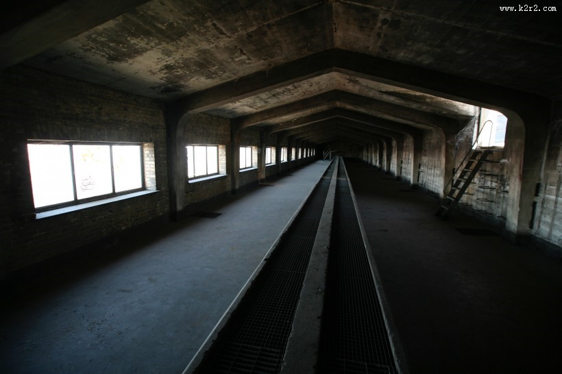 废弃的房子图片