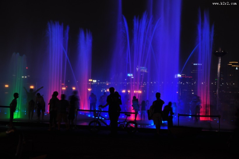 美妙的音乐喷泉图片