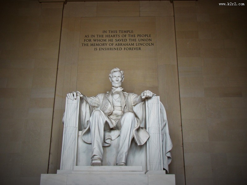 欧美风格的人物雕像图片