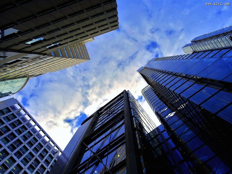 高耸的大厦图片