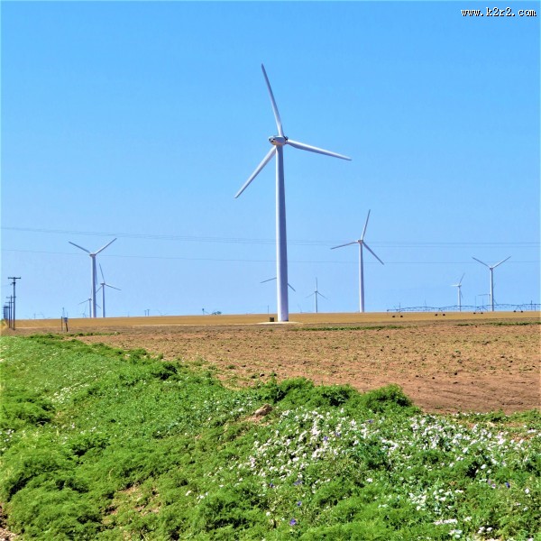 高大的风力发电机图片大全