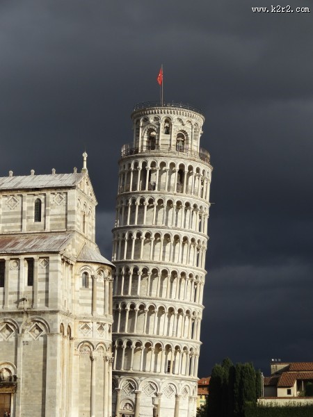 比萨斜塔图片