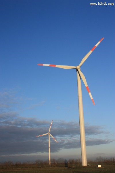 高大的风力发电机图片大全