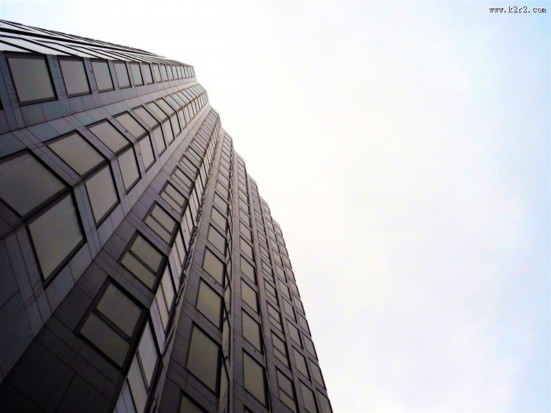 高大耸立的写字楼图片