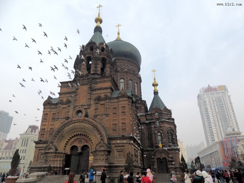 宏伟壮丽的教堂图片