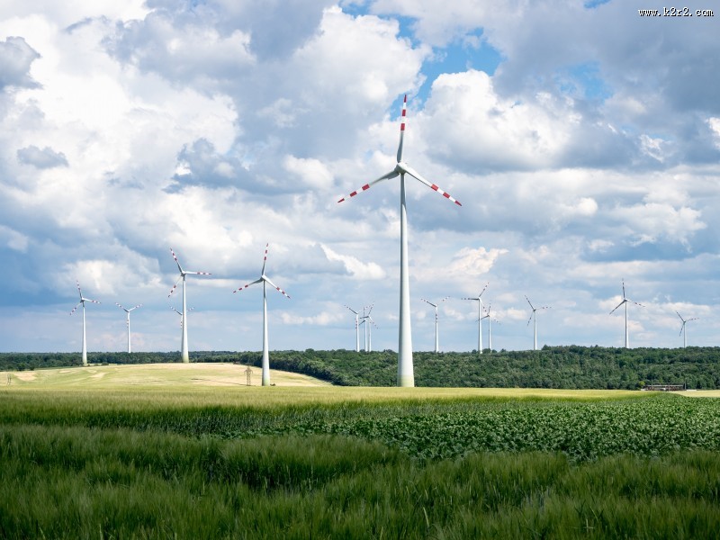 发电的风车图片