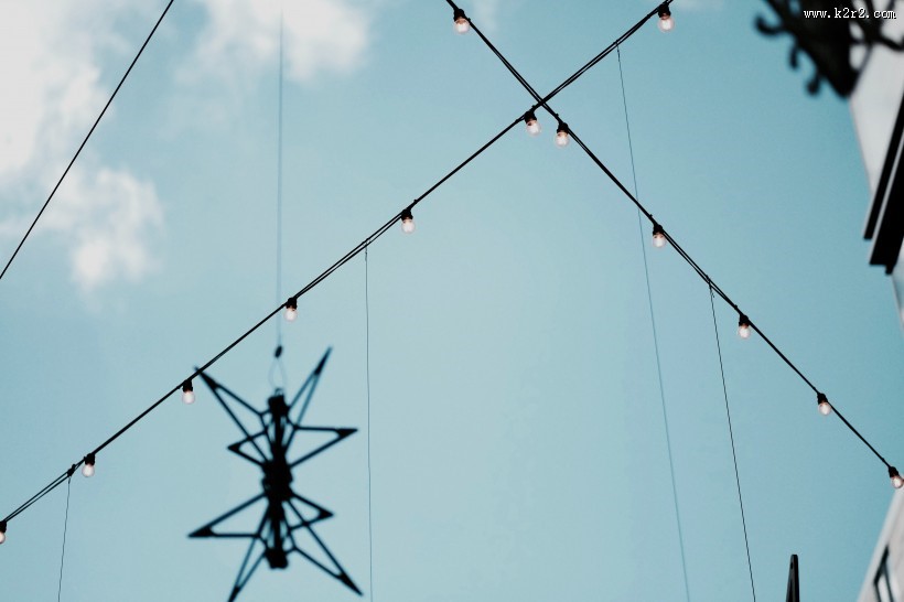 几何交错的电线图片