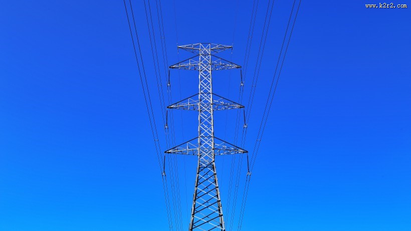 有序连接的电线图片