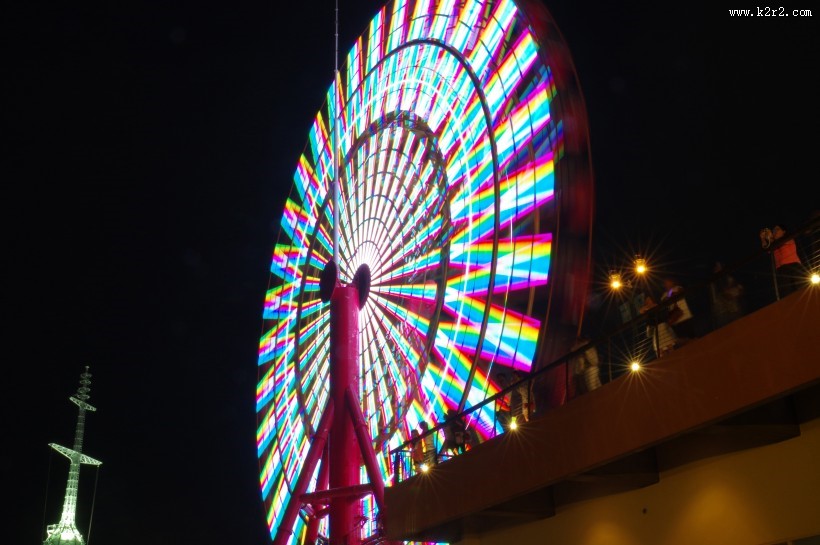 大型娱乐设施摩天轮图片