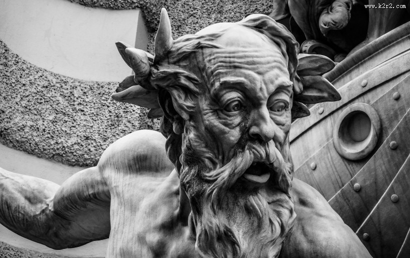 欧美风格的人形雕像图片