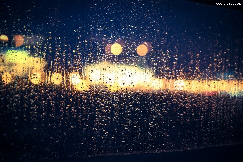 玻璃窗上的雨滴图片大全