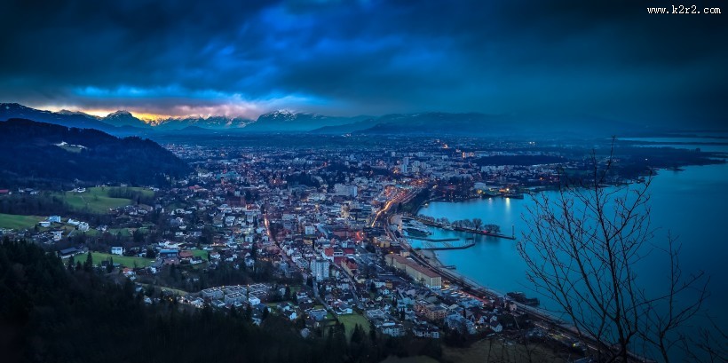 水滨城市建筑图片