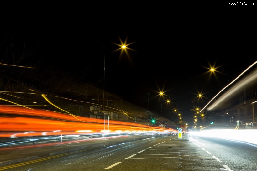 星光熠熠的路灯图片