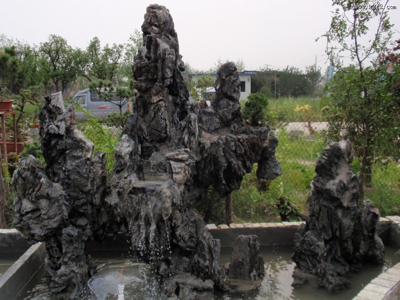 人造奇石假山图片