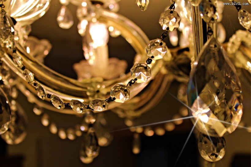 漂亮的水晶吊灯图片