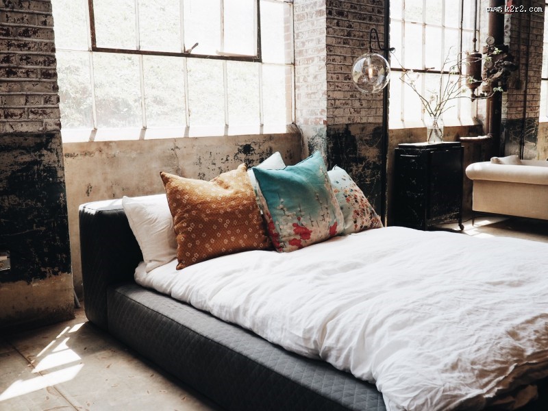 明亮整洁的卧室图片大全