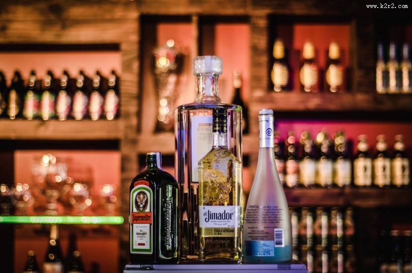 装饰华丽的酒吧图片大全