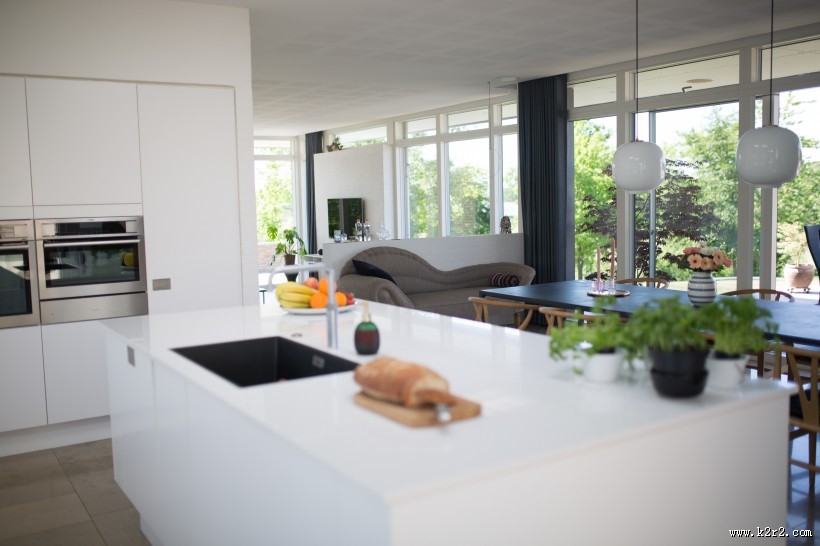 简约风格的室内装潢图片