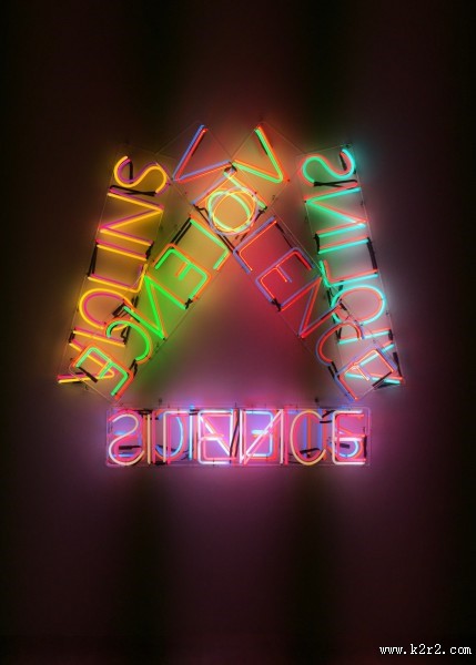 璀璨夺目的霓虹灯图片