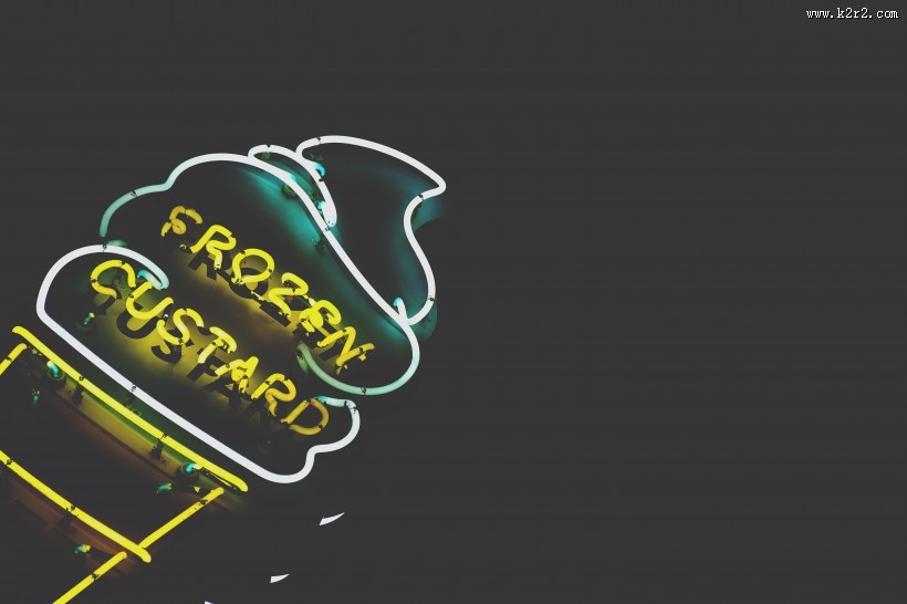 璀璨夺目的霓虹灯图片