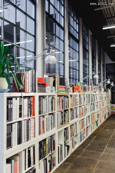 参观书店的图片大全