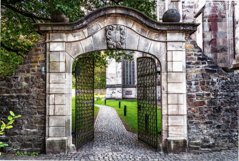 各种材质的大门图片大全