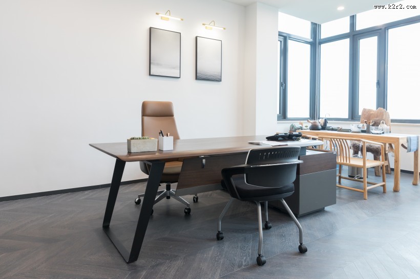 简洁干净办公室图片