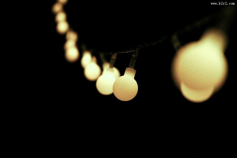 点亮了的灯图片