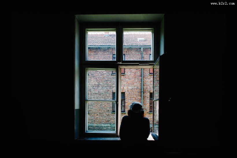 打开的窗户图片