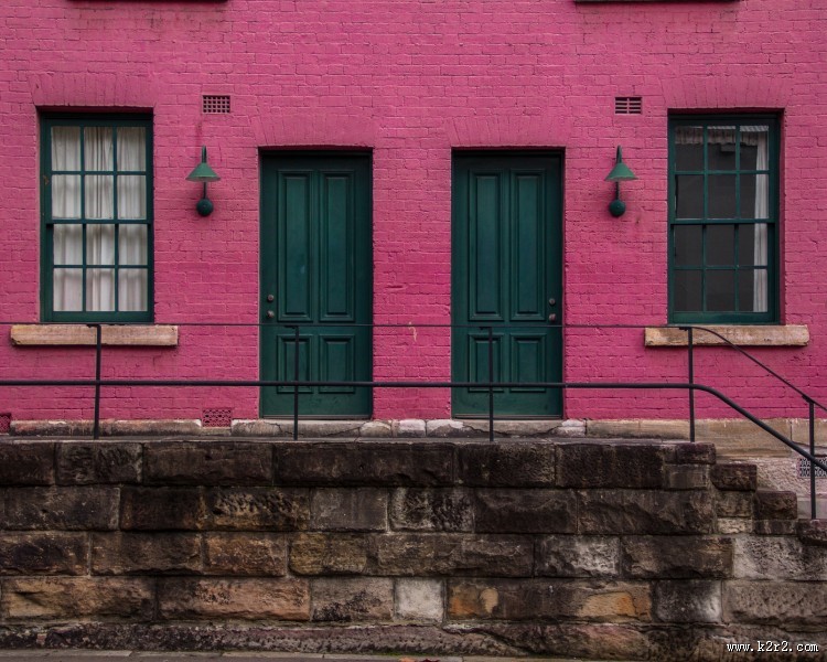 街边的门和窗图片