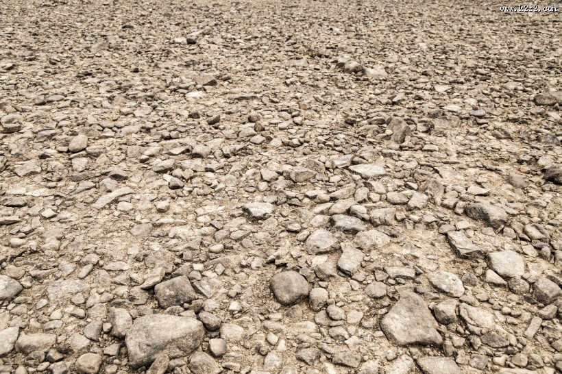 干裂的石头图片