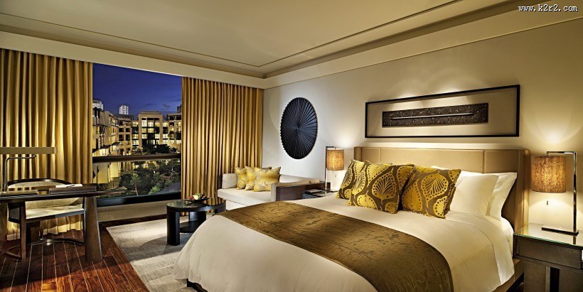 豪华卧室双人床图片