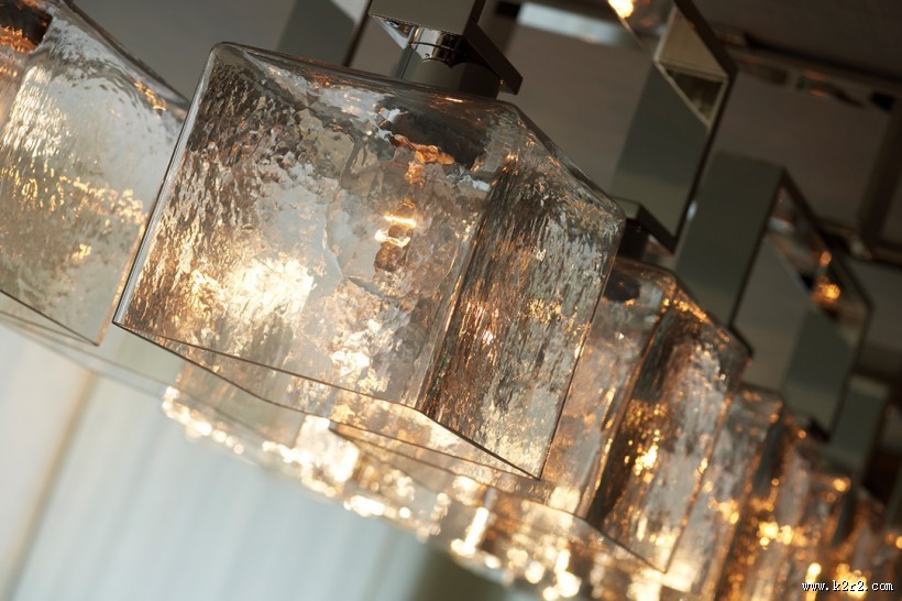 奢华餐厅灯具图片