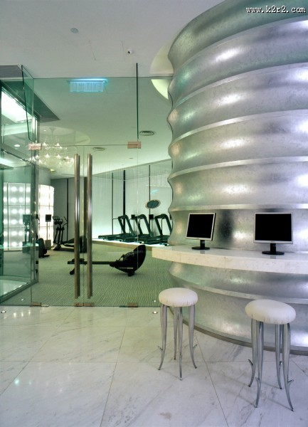香港农甫道18号会所健身室图片