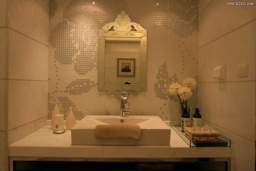 中海景晖华庭卫生间图片