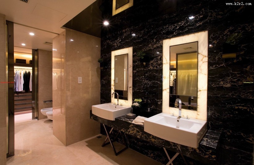 梁志天-上海浦东汤臣一品卫生、衣帽间图片大全