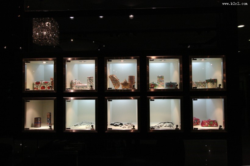 澳门nicole时装商场装潢设计图片