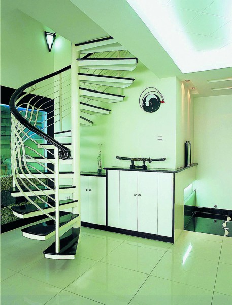 深圳汇港名苑复式住宅室内设计图片