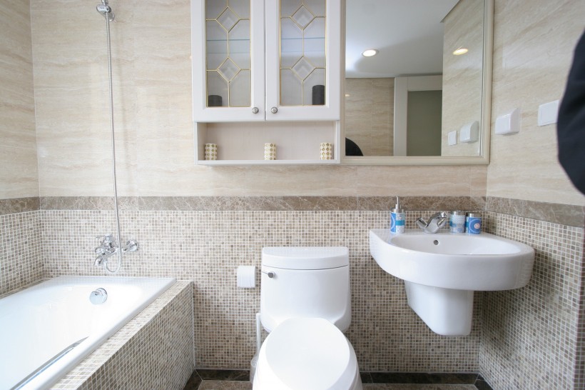 浴室装潢设计图片大全