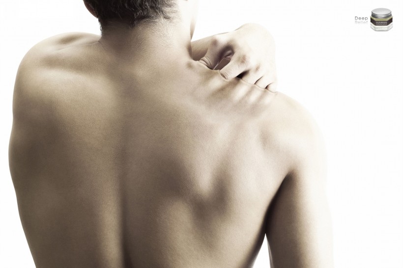 男士深层护肤品广告创意图片