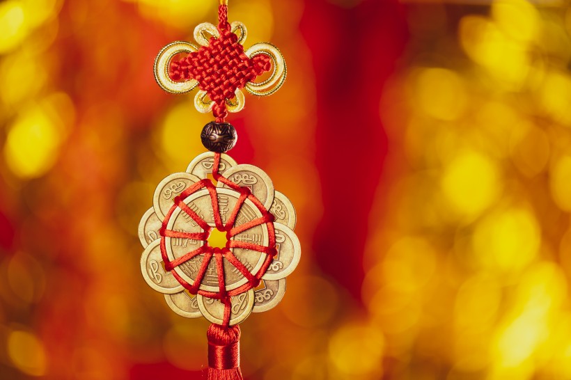 红色喜庆新年挂件图片