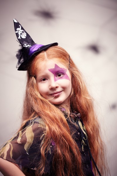 扮成万圣节鬼怪的儿童图片大全