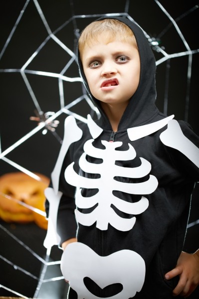 扮成万圣节鬼怪的儿童图片大全