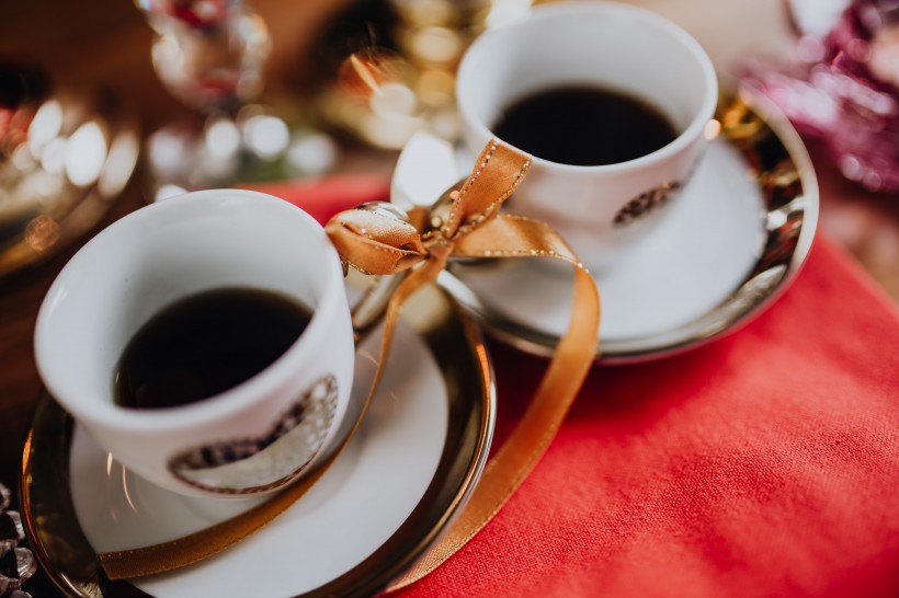 情人节床上早餐的图片