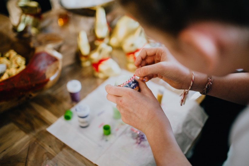 复活节彩蛋的装饰过程图片大全